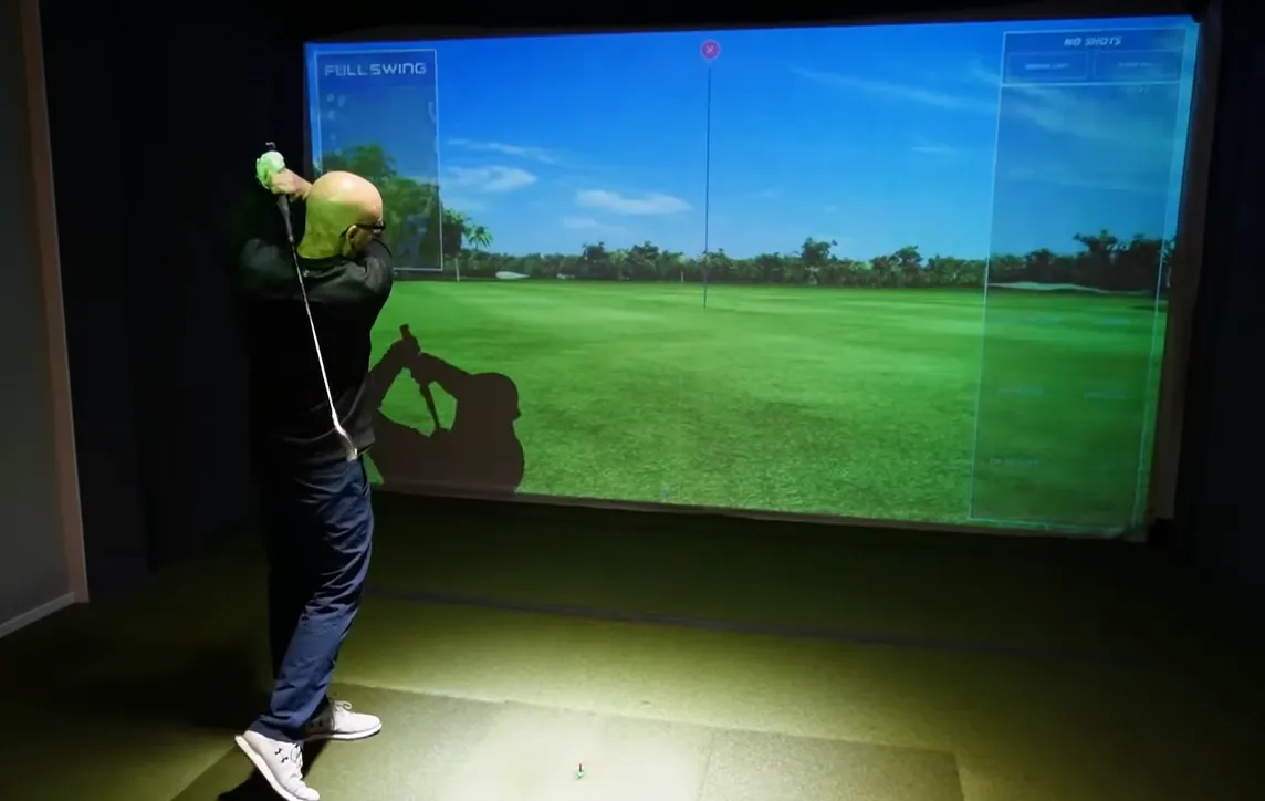 PHIGOLF-Home-Golf-Simulator
